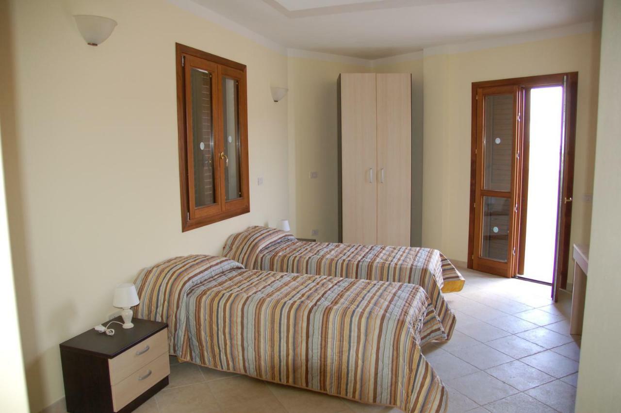 Beb 2000 Hotel Sassari Ngoại thất bức ảnh