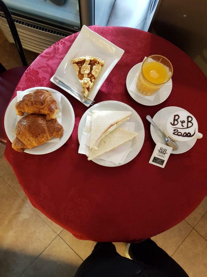 Beb 2000 Hotel Sassari Ngoại thất bức ảnh